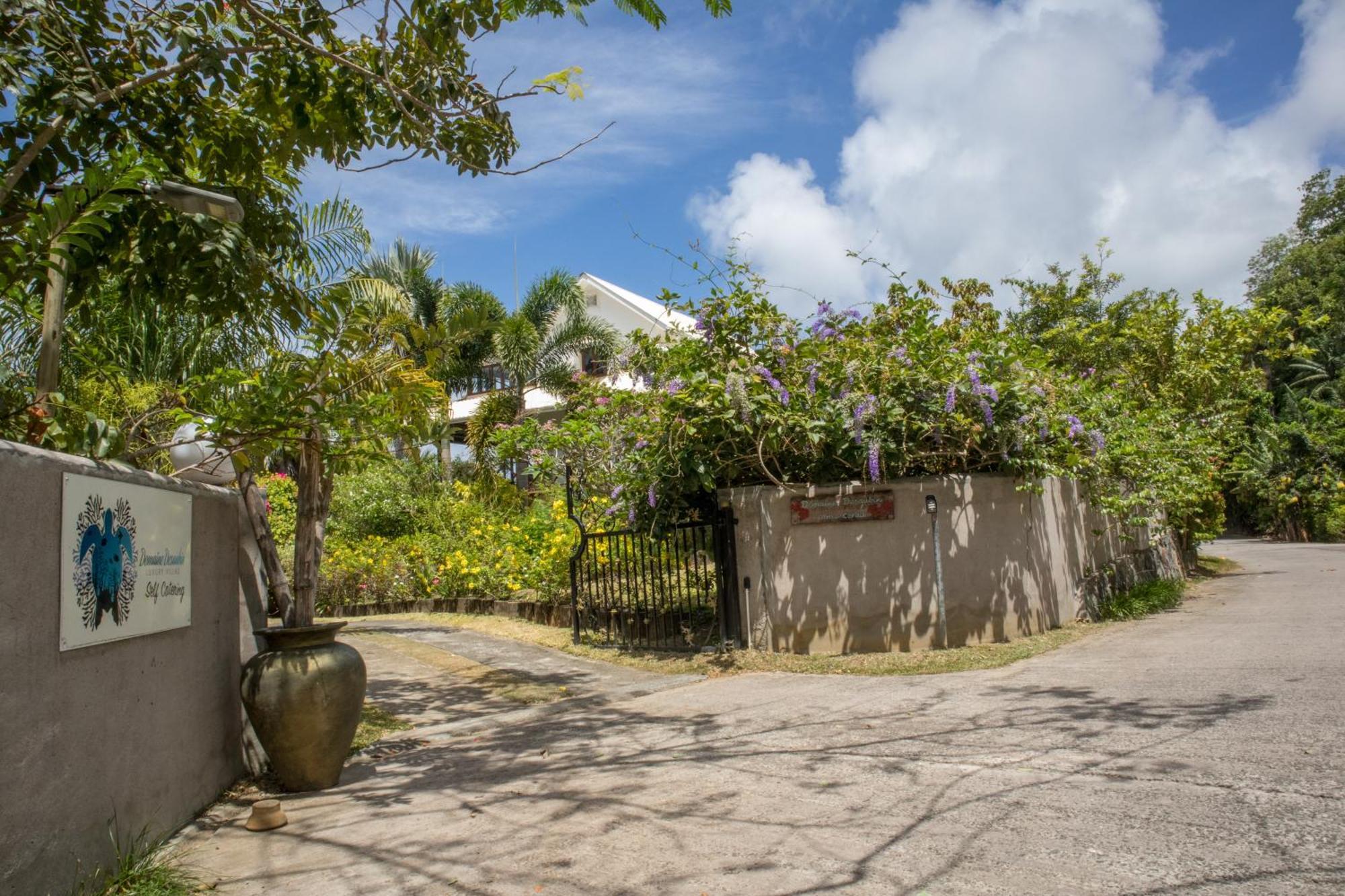 Domaine Desaubin Luxury Villas Такамака Экстерьер фото
